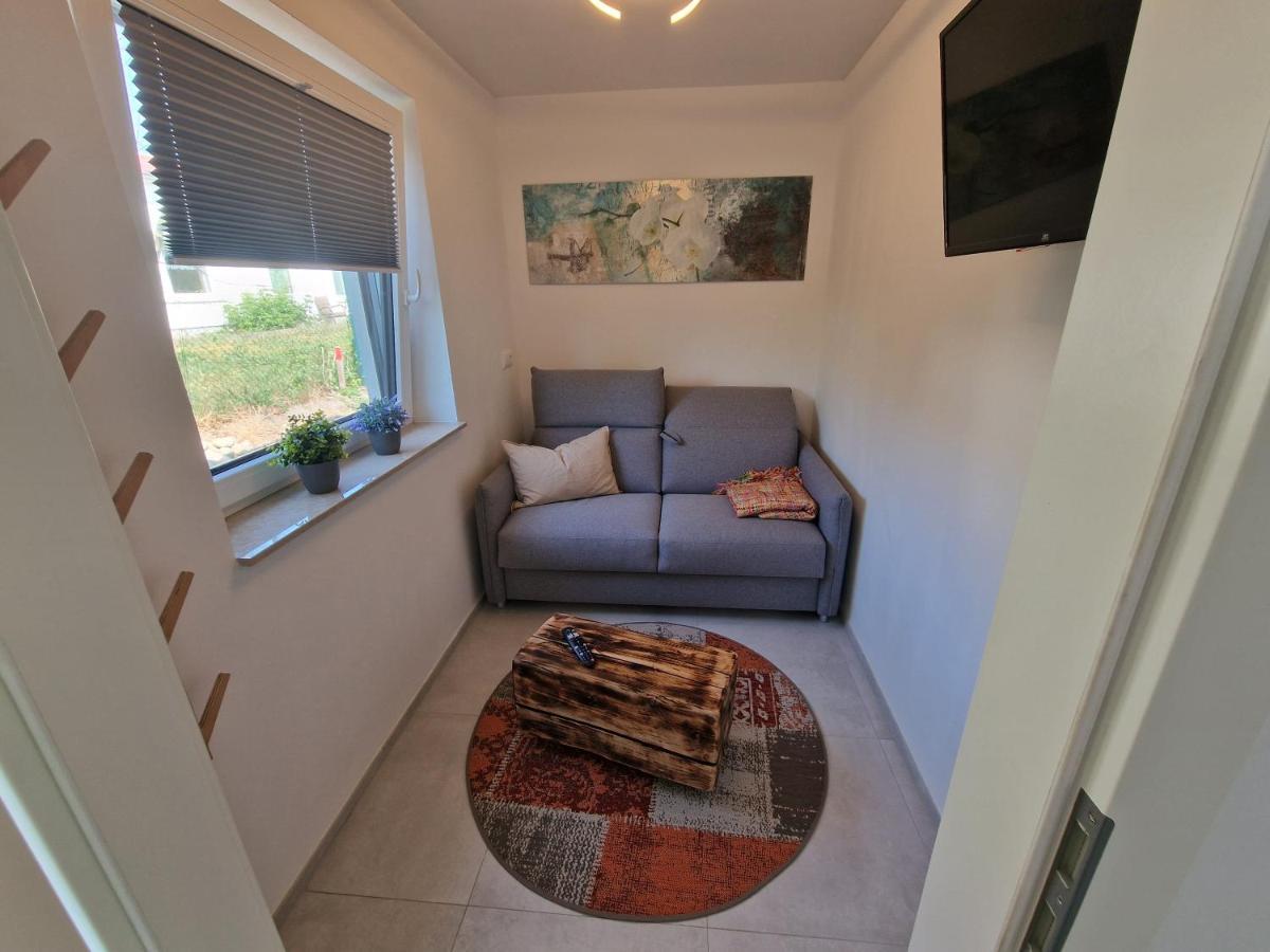 # Urlaubsreif Apartment Zierow Exterior foto